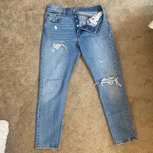 Women’s Levi’s 501 Skinny jeans size 28